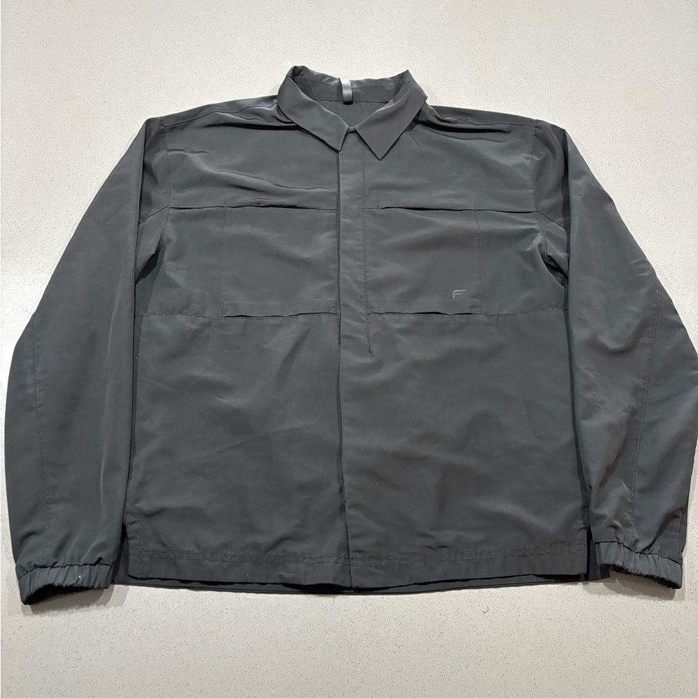 Men’s Fabletics The Outpost Jacket Boxy Oversized Snap Button Up Size Medium